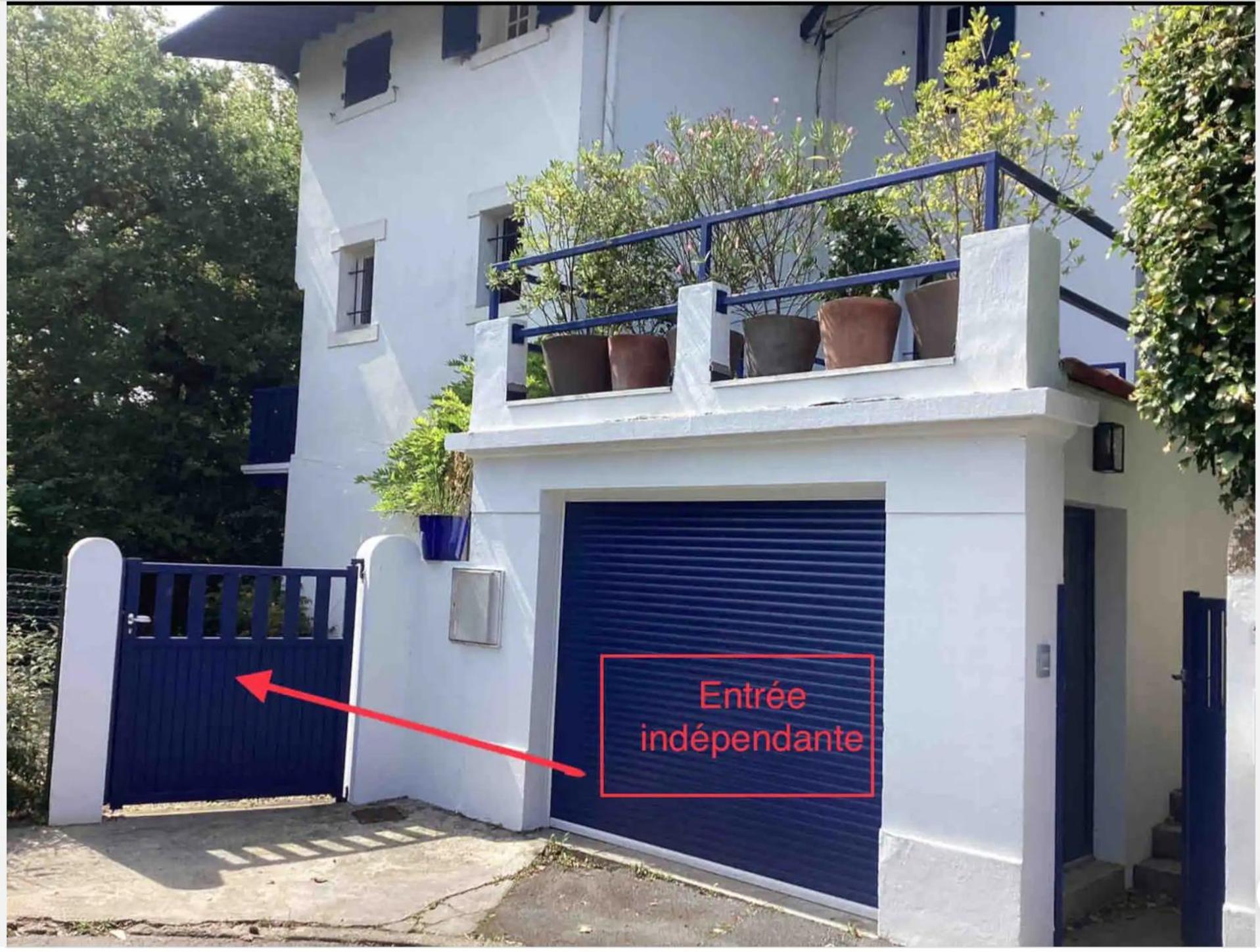 Bed and Breakfast Mendiska Bayona Exterior foto